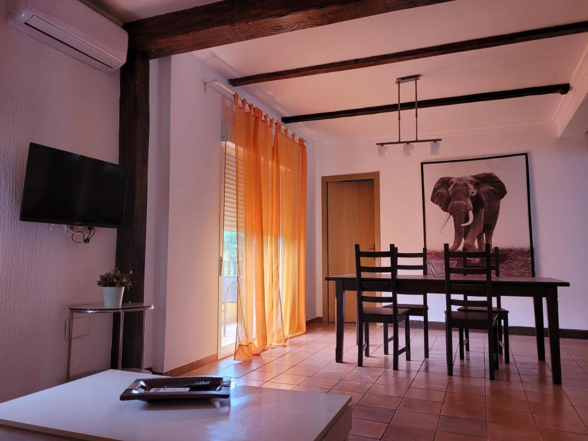 Appartement Aloja *